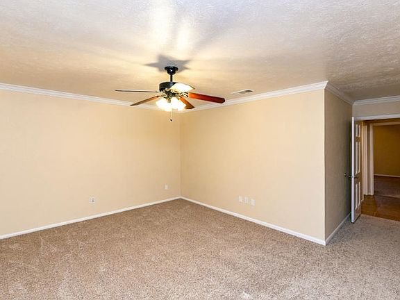 3rd image of 5509 Sarazen Dr