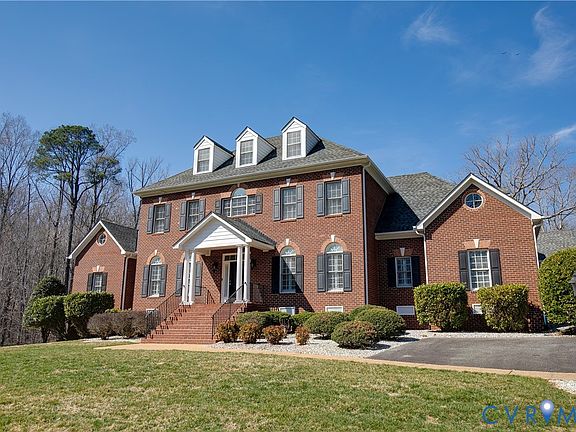 2nd image of 630 Cross Ridge Ln