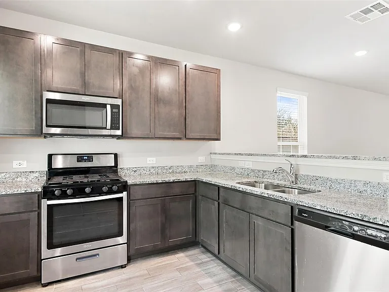 24710 Russet Bluff Trl — Photo 6