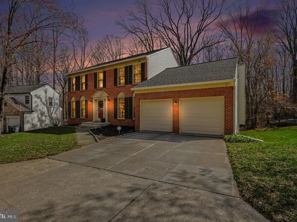 9852 Mainsail Dr, Gaithersburg, MD 20879