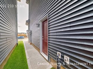 1931 210th St NW, Edmonton, AB T6M2M7