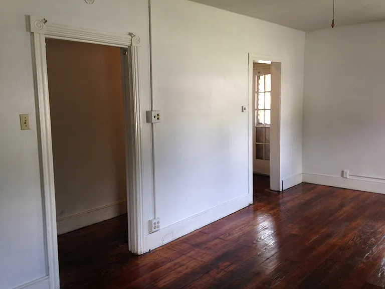 539 W 1st Ave — Photo 5