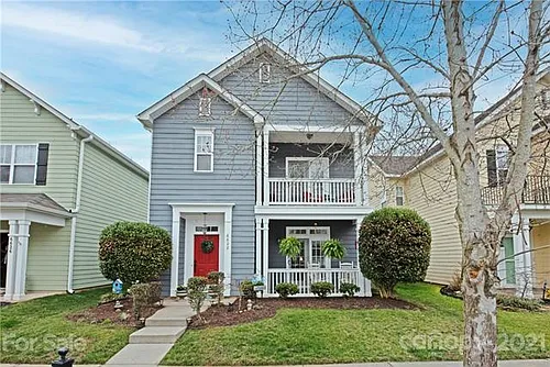 6622 Dunton St Photo 1