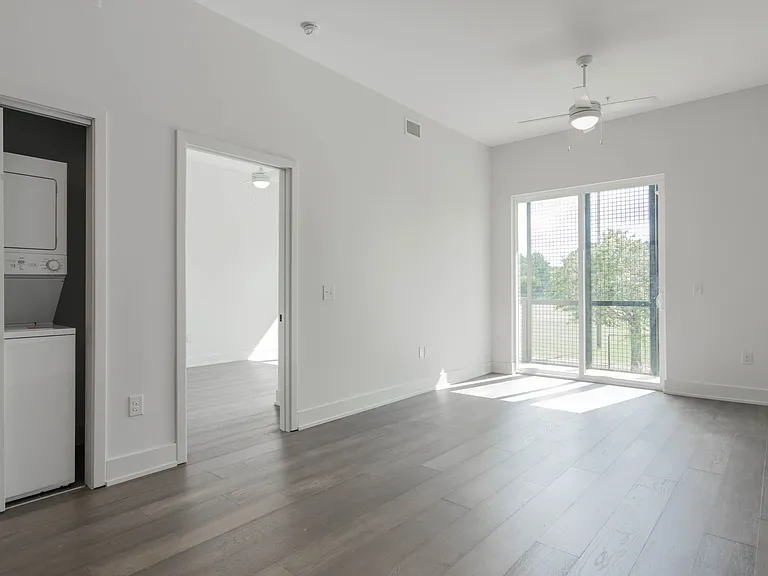 Hill Standard — Photo 16