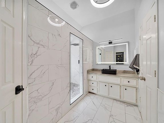 2nd image of 26807 Cobble Meadow Ct