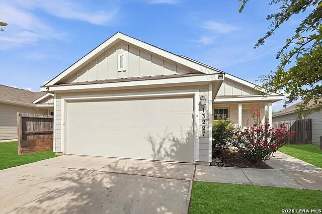 13227 Ashworth Blvd — Photo 2