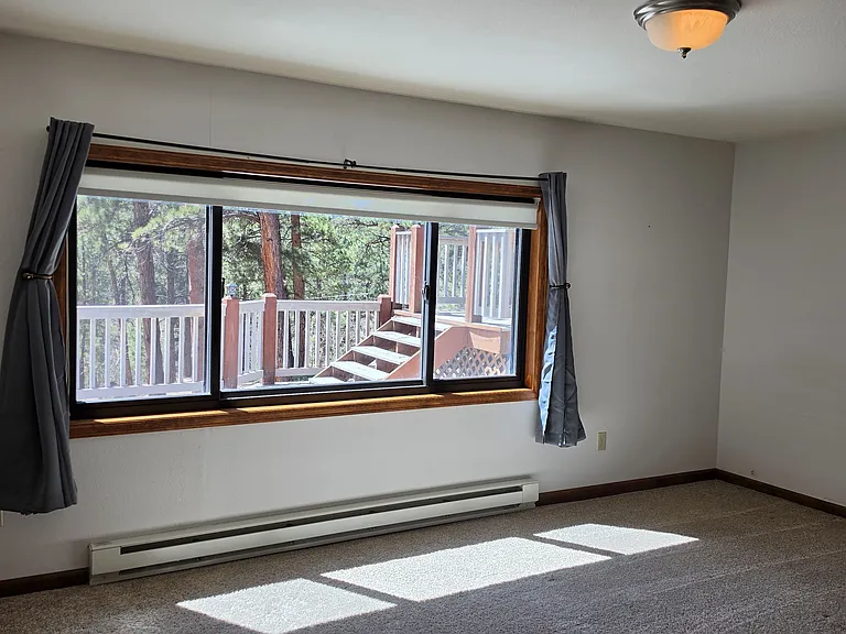 697 Northwestern Pl — Photo 22