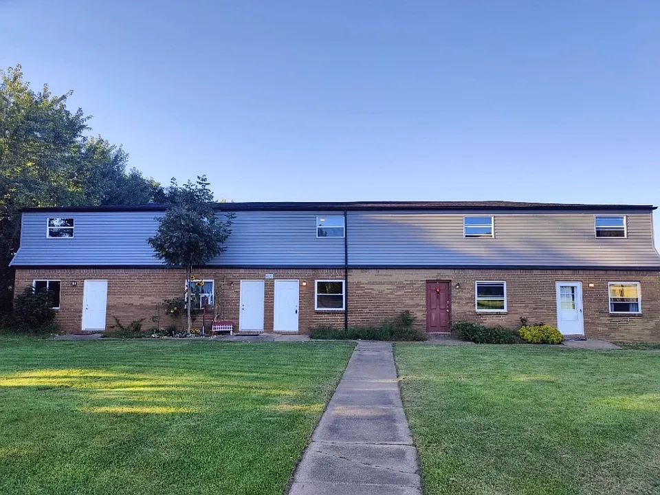 6670 Baier Cir NE #5