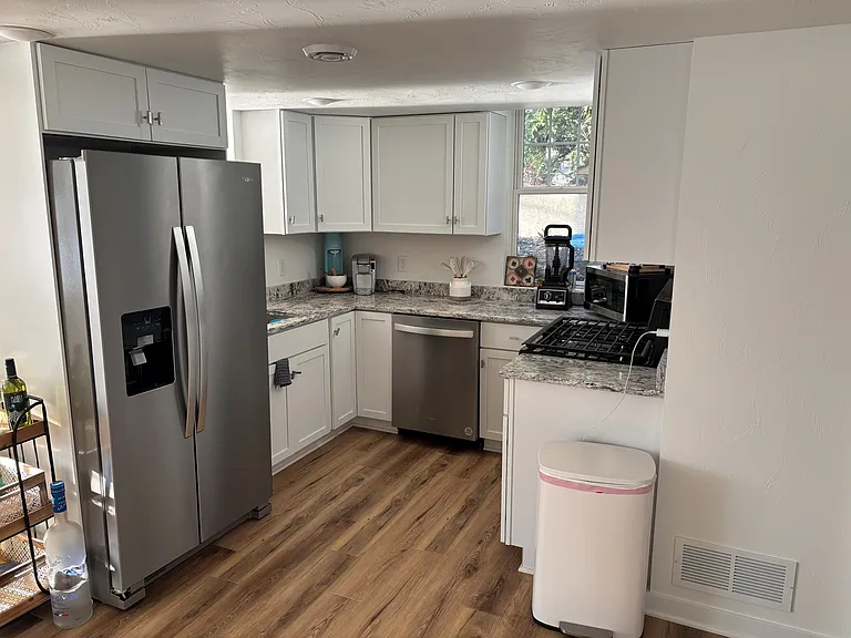 W350N5323 Road B #B — Photo 16