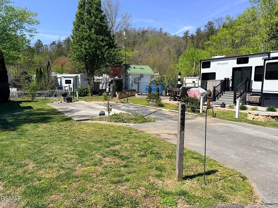 1st image of 4229 E Pkwy Lot 225