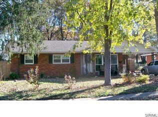 2 Devon Hill Ln, Granite City, IL