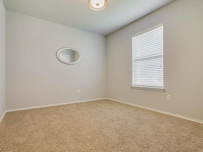 956 Carlin Ln — Photo 22
