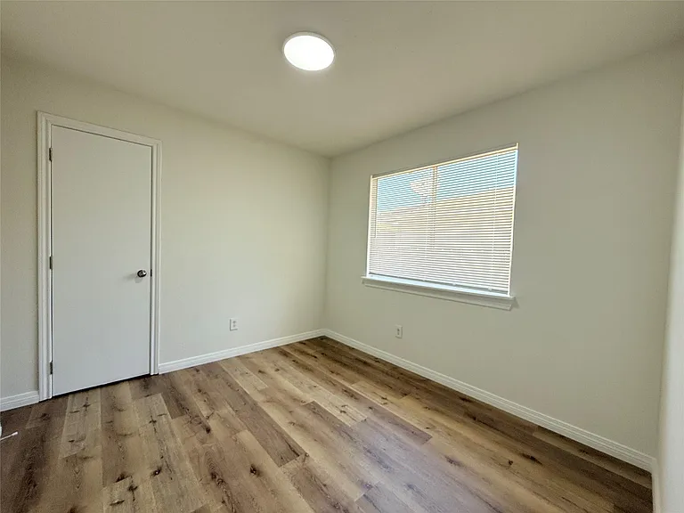 5122 Breckenridge Dr — Photo 7