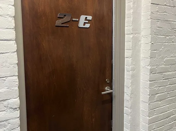 400 Salem Ave #2E, Roanoke, VA 24016