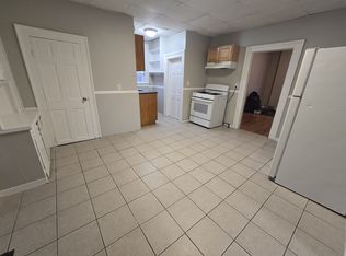 135 Day St #1A, New Haven, CT 06511