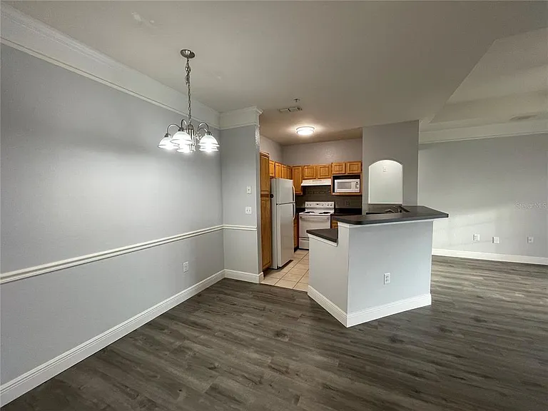 3468 Soho St #306 — Photo 4