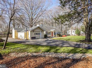 7820 Frances Dr, Alexandria, VA 22306