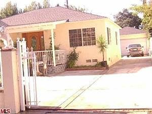 2nd image of 7027 Cedros Ave