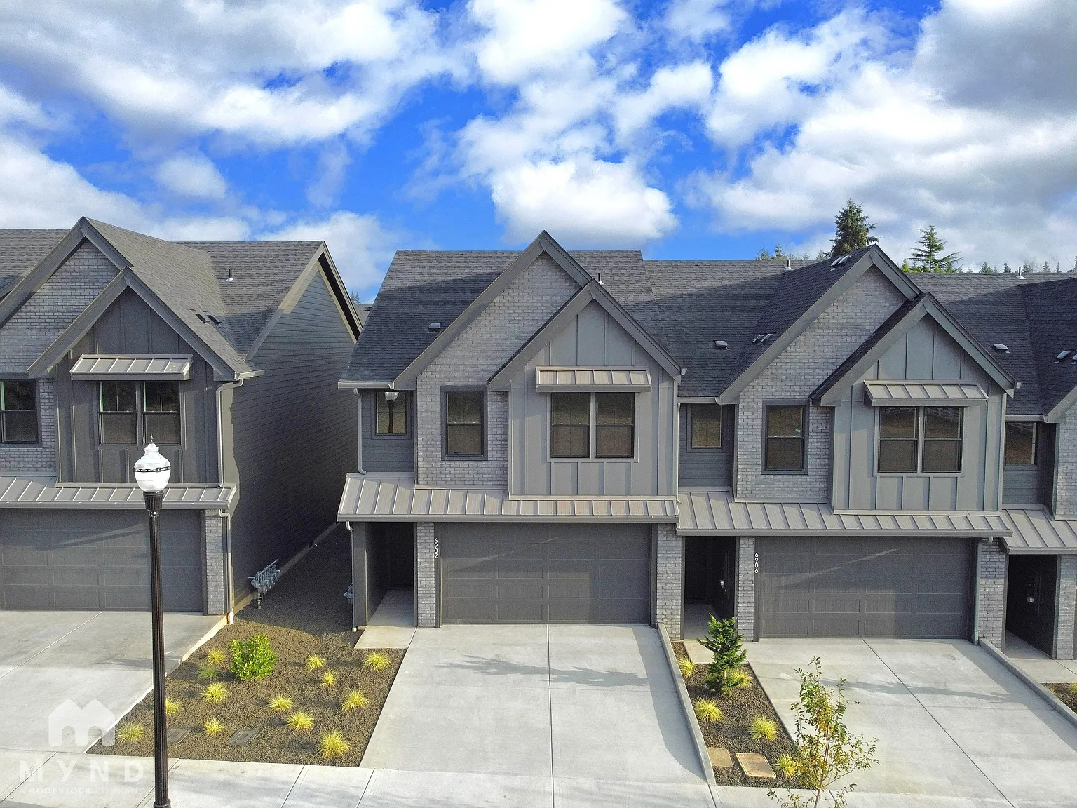 3 bed, 2.5 bath, 1917 sqft, $2,825 — Photo 1