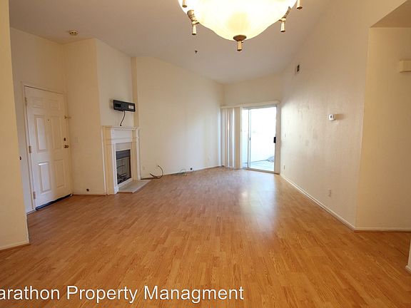 5th image of 631 Oak Run Trl Unit 401