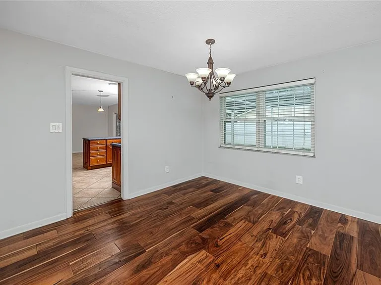 2260 Harn Blvd — Photo 9