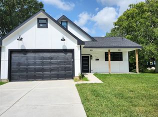 1010 Linden St, La Marque, TX 77568