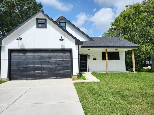 1010 Linden St, La Marque, TX 77568