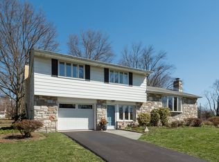 1339 Harris Rd, Dresher, PA 19025