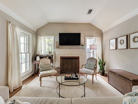 5th image of 6219 Revere Pl