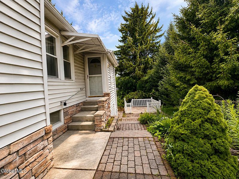 2nd image of 5 Consaul Road