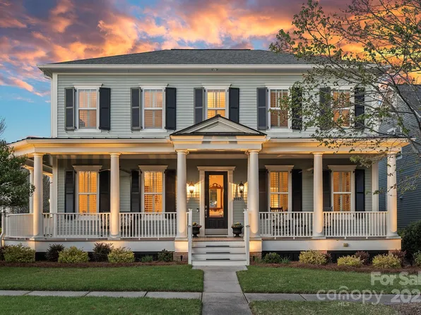 9803 Tree Canopy Rd, Charlotte, NC 28277