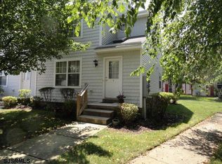 17 Oyster Bay Rd, Absecon, NJ 08201