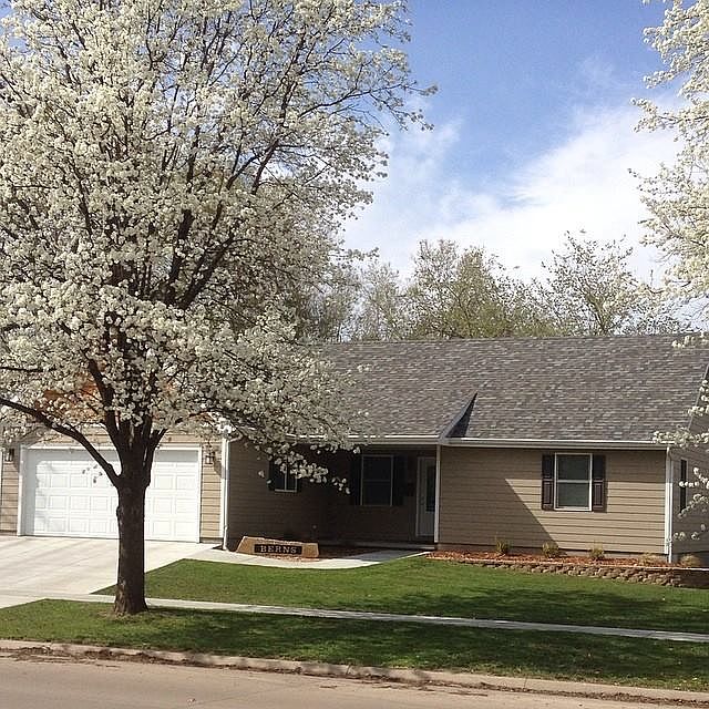 1st image of 604 NW 7th St