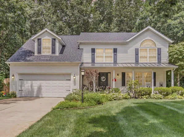 54080 Martinsville Ct, Osceola, IN 46561