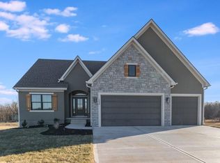 1839 Woodward Cir, Raymore, MO 64083