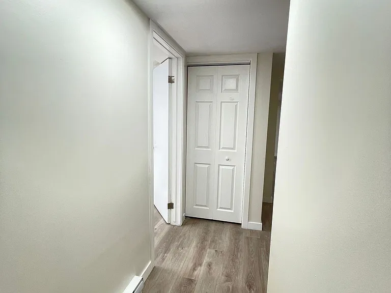95 Diffin Dr — Photo 14