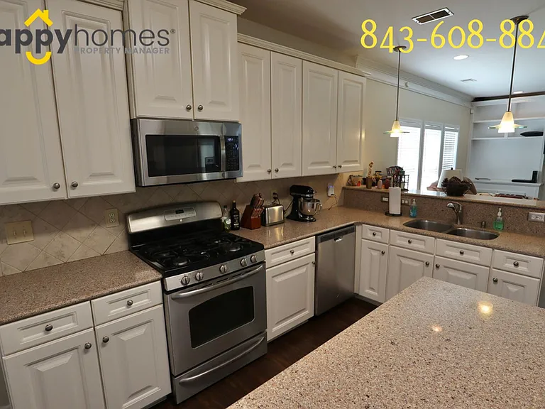 9650 Islesworth Way — Photo 4