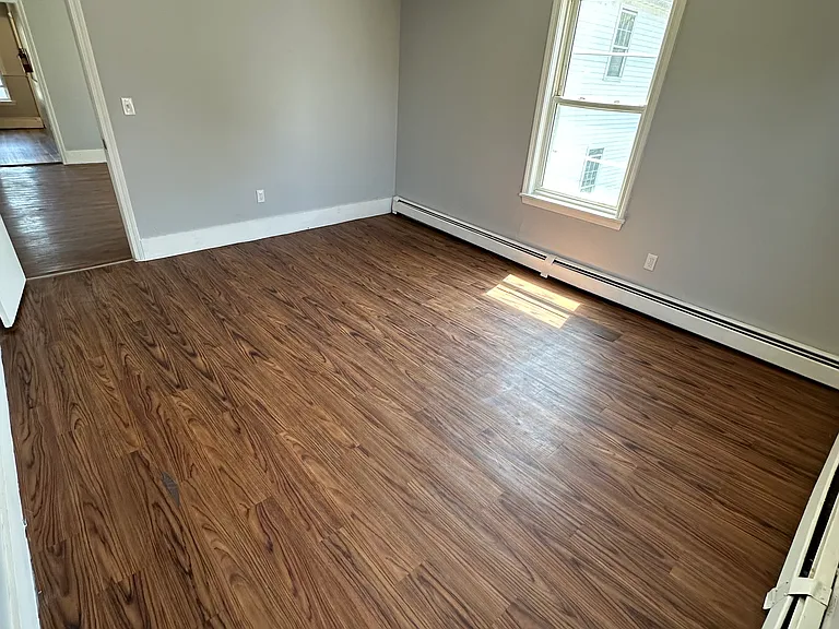 151-153 Franklin St #2R — Photo 6