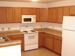 W1060 Marietta Ave APT 113, Ixonia, WI