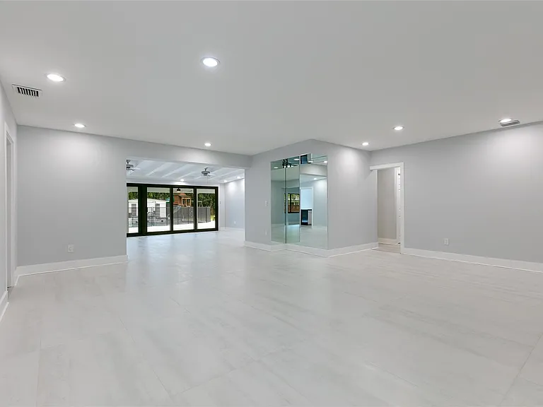 13401 SW 83rd Ave — Photo 16