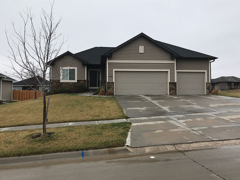 1st image of 9400 Fairbury Ln