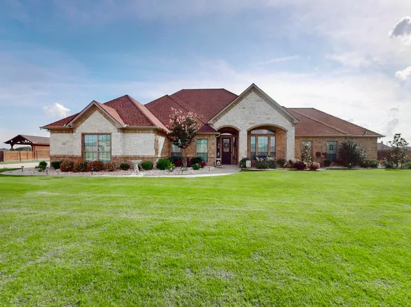 1432 War Admiral Dr, Terrell, TX 75160