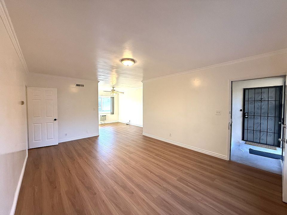 1st image of 665 S Lake Ave #E