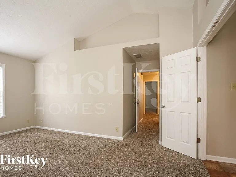 10794 Brixton Ln — Photo 8