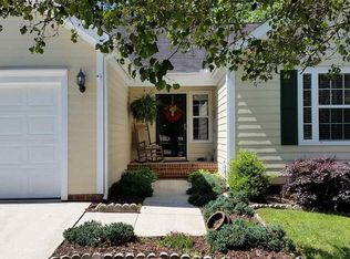5400 Cumberland Plain Dr, Raleigh, NC 27616