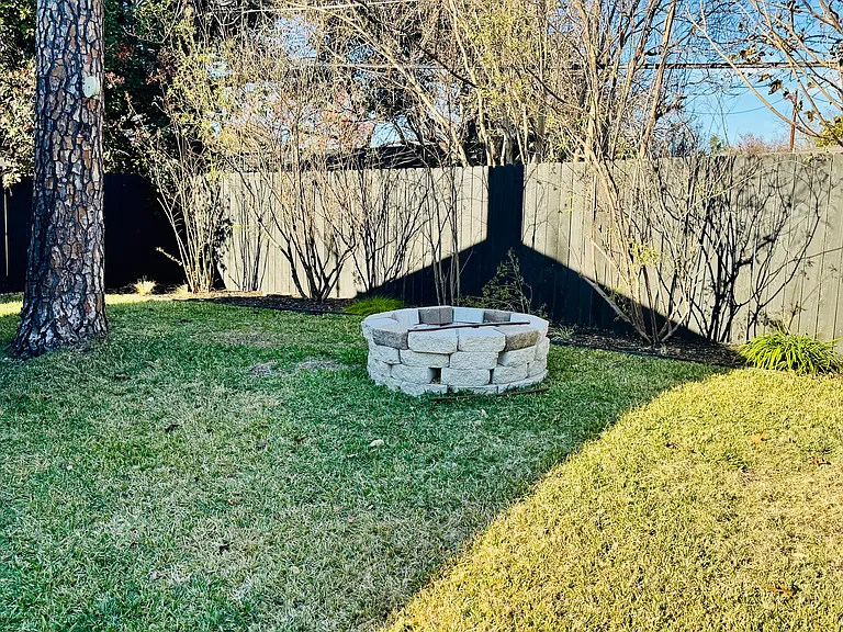 1802 Westmoor Dr #B — Photo 26