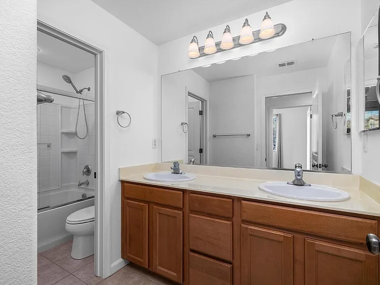 2580 W El Camino Ave #14103 — Photo 18
