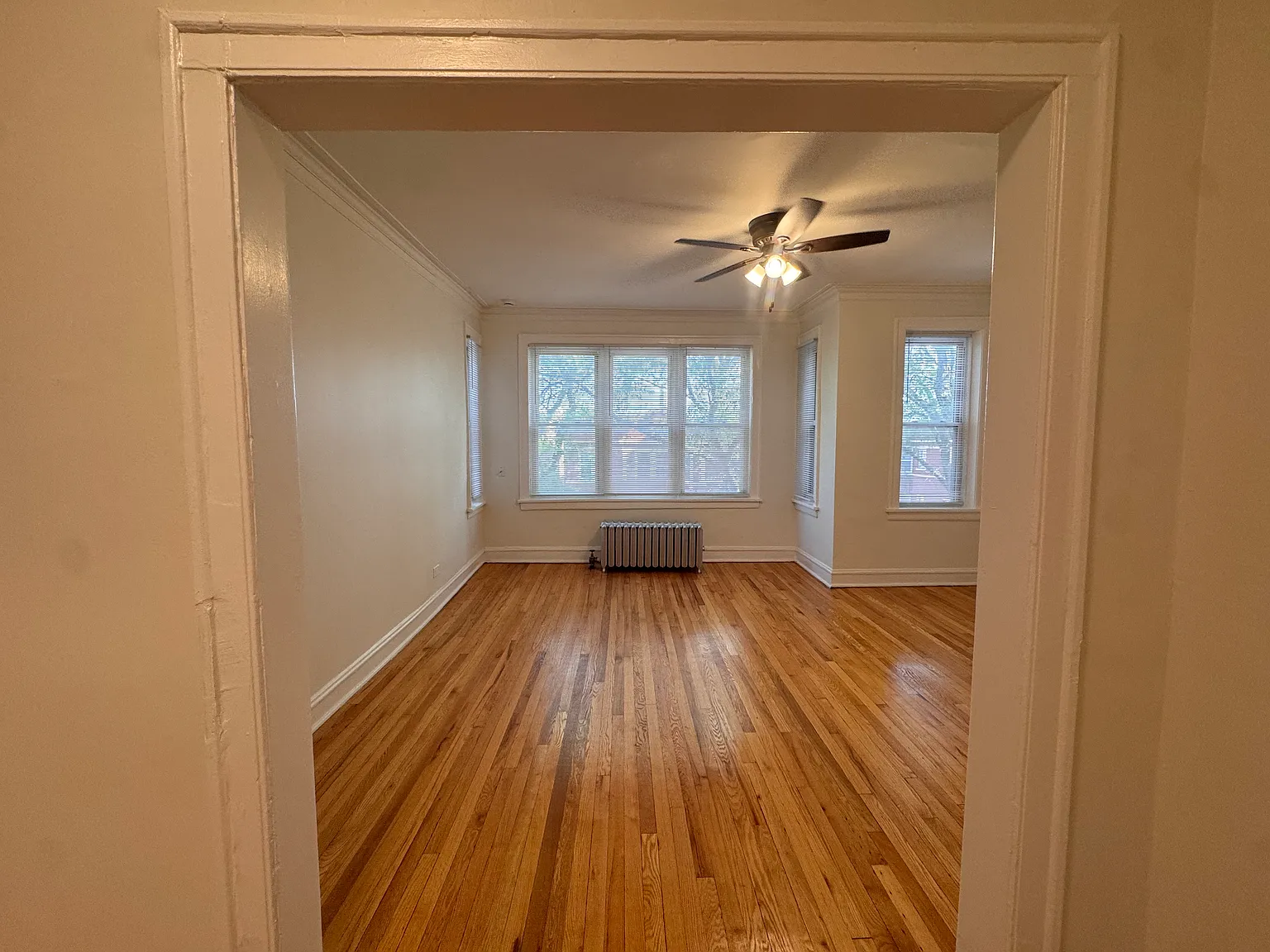 2 bed, $2,000 — Photo 4