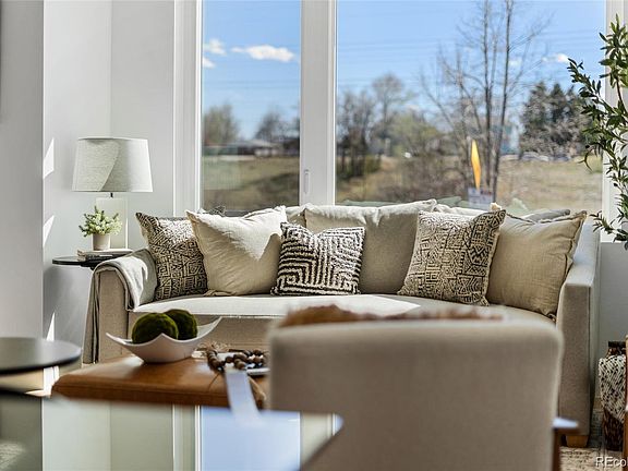 5th image of 4527 W Wells Place