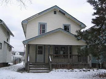 604 Larcomb Ave photo 1